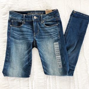 American Eagle low rise skinny jeans